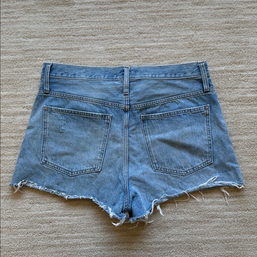Like New Madewell Relaxed Denim Shorts Button Fly MD739 Size 31 - Picture 5 of 16